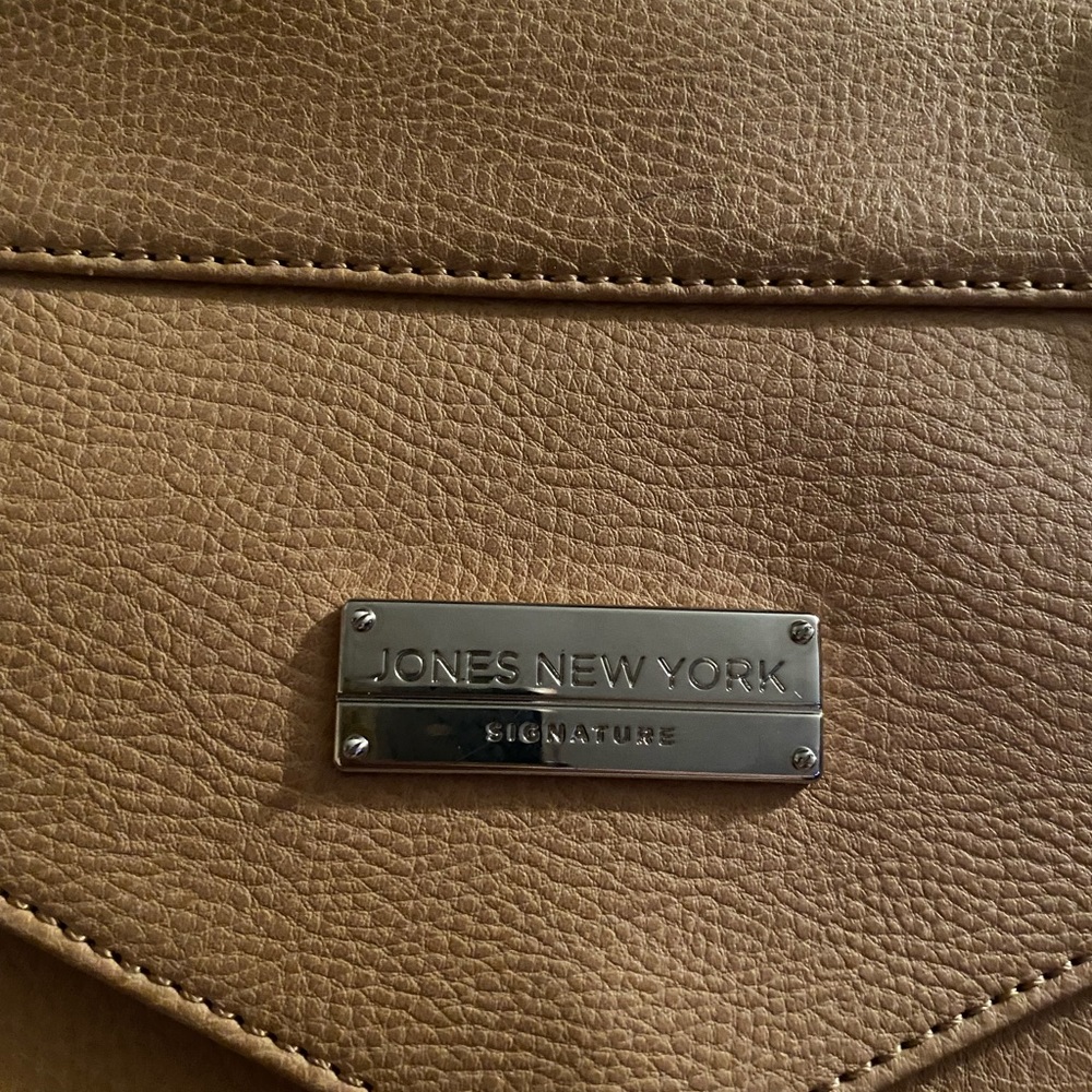 Jones New York signature purse